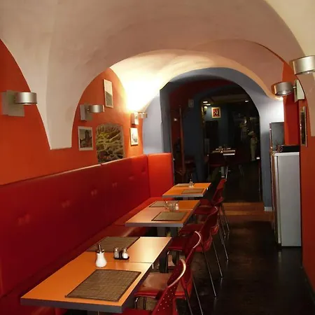 B&B And 크렘니차